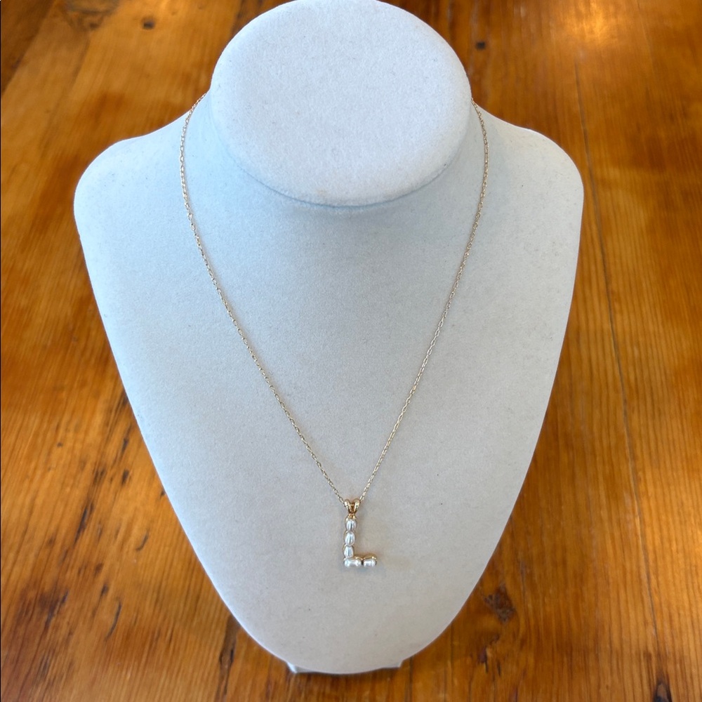 Anthropologie Pearl‎ Monogram Chain Necklace Letter “L” Sold out new